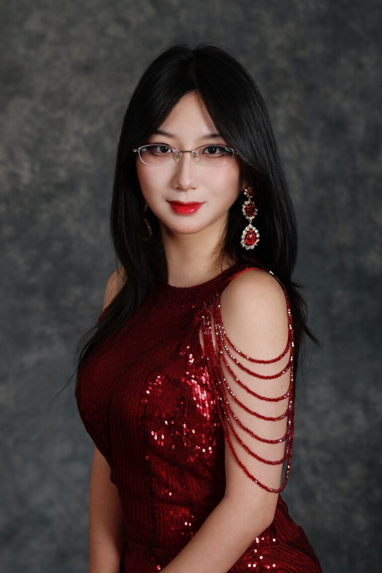 Yiyuan (Annie) Wu